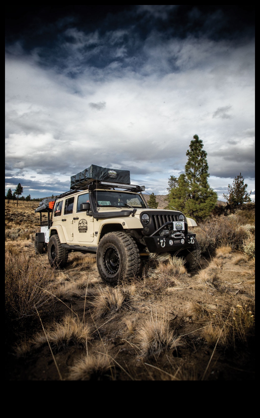 מעבר למדרכה: התמודדות עם שטחים קשים עם רכבי שטח היברידיים