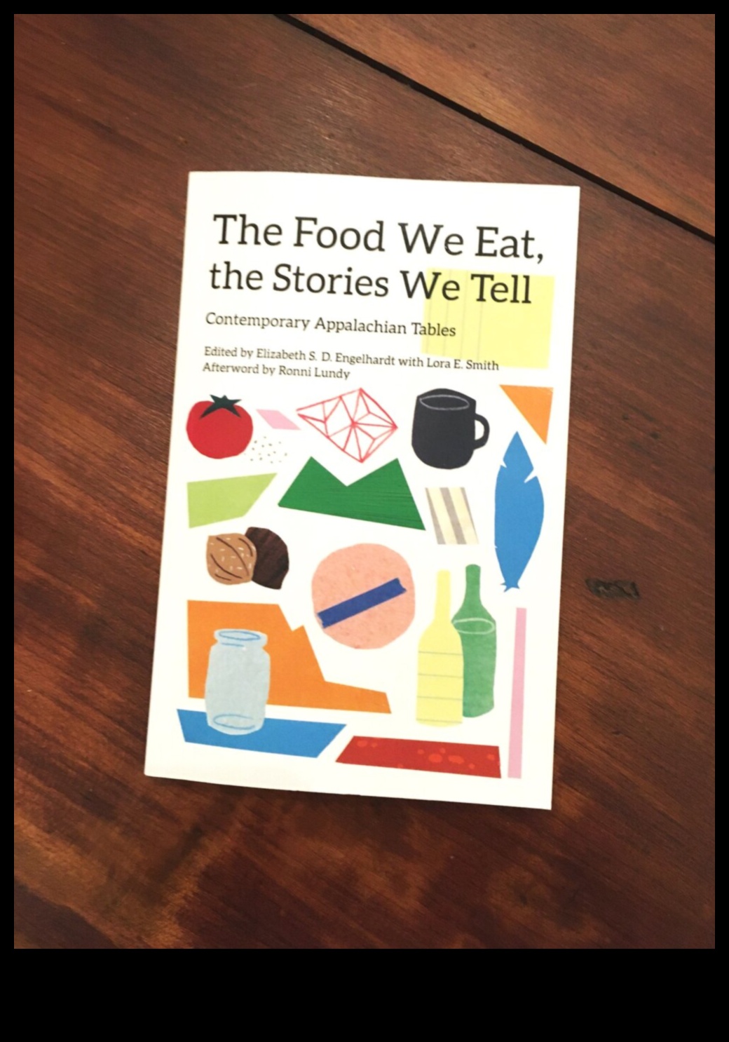 סיפור קולינרי עשה זאת בעצמך: קריינות של מסעות טעימים על הצלחת