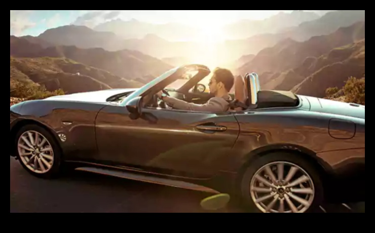 Roaring Roadsters: מכוניות ספורט והפיתוי של הפלגות באוויר הפתוח