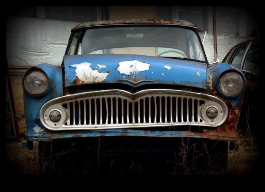 Vintage Elegance המשיכה הנצחית של מכוניות קלאסיות 2 אלגנטיות וינטג': הפיתוי המתמשך של מכוניות קלאסיות