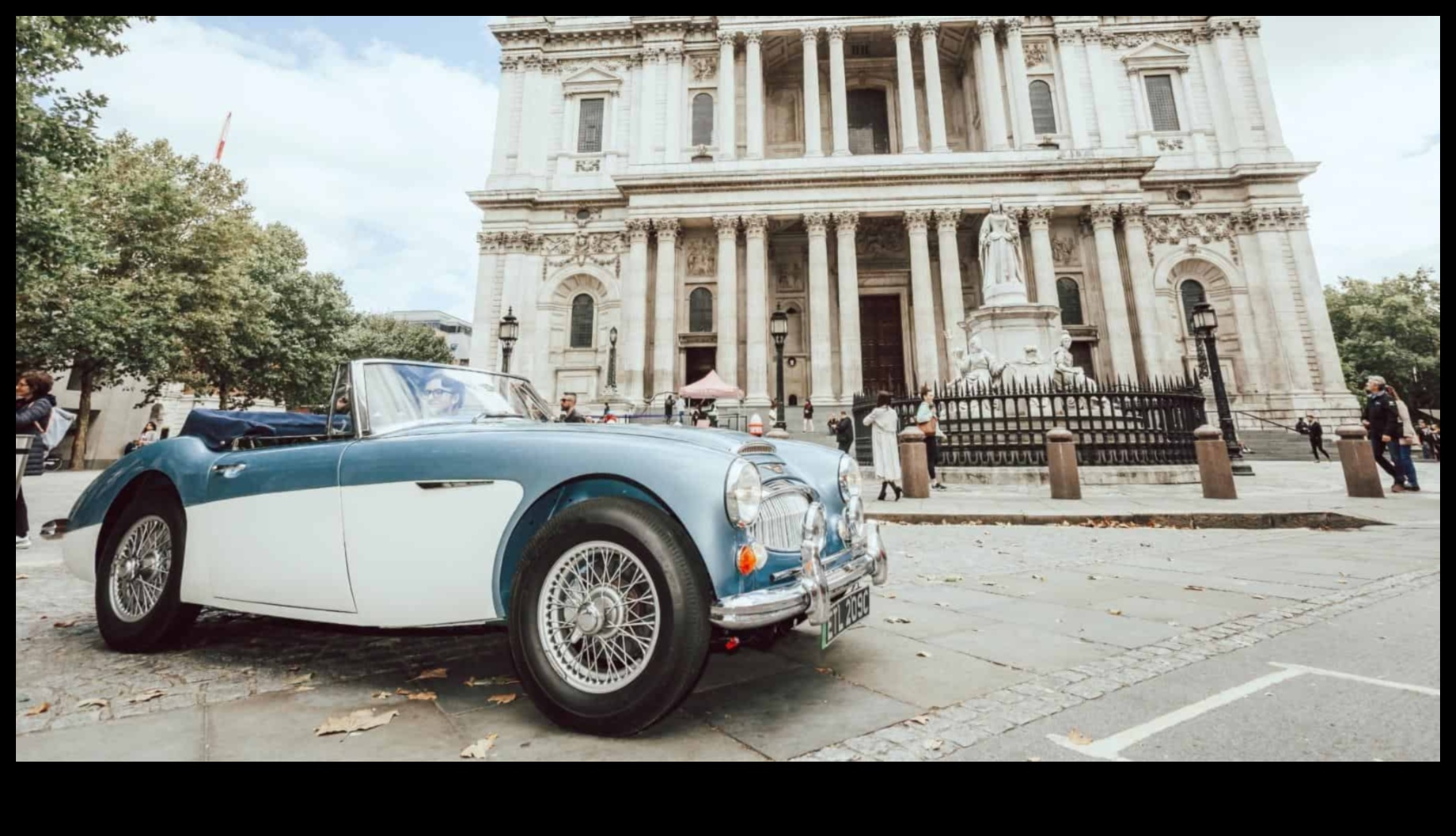 קלאסיקות חשמליות: החייאה וחגיגה של רכבי וינטג' חשמליים