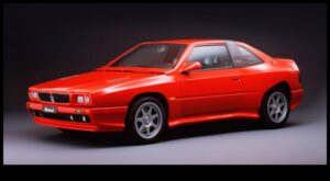 סמלי נתיב מהיר: מכוניות ספורט שמשאירות רושם מתמשך