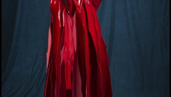 הרכבים איקוניים: תלבושות מפורסמות שעושות היסטוריה